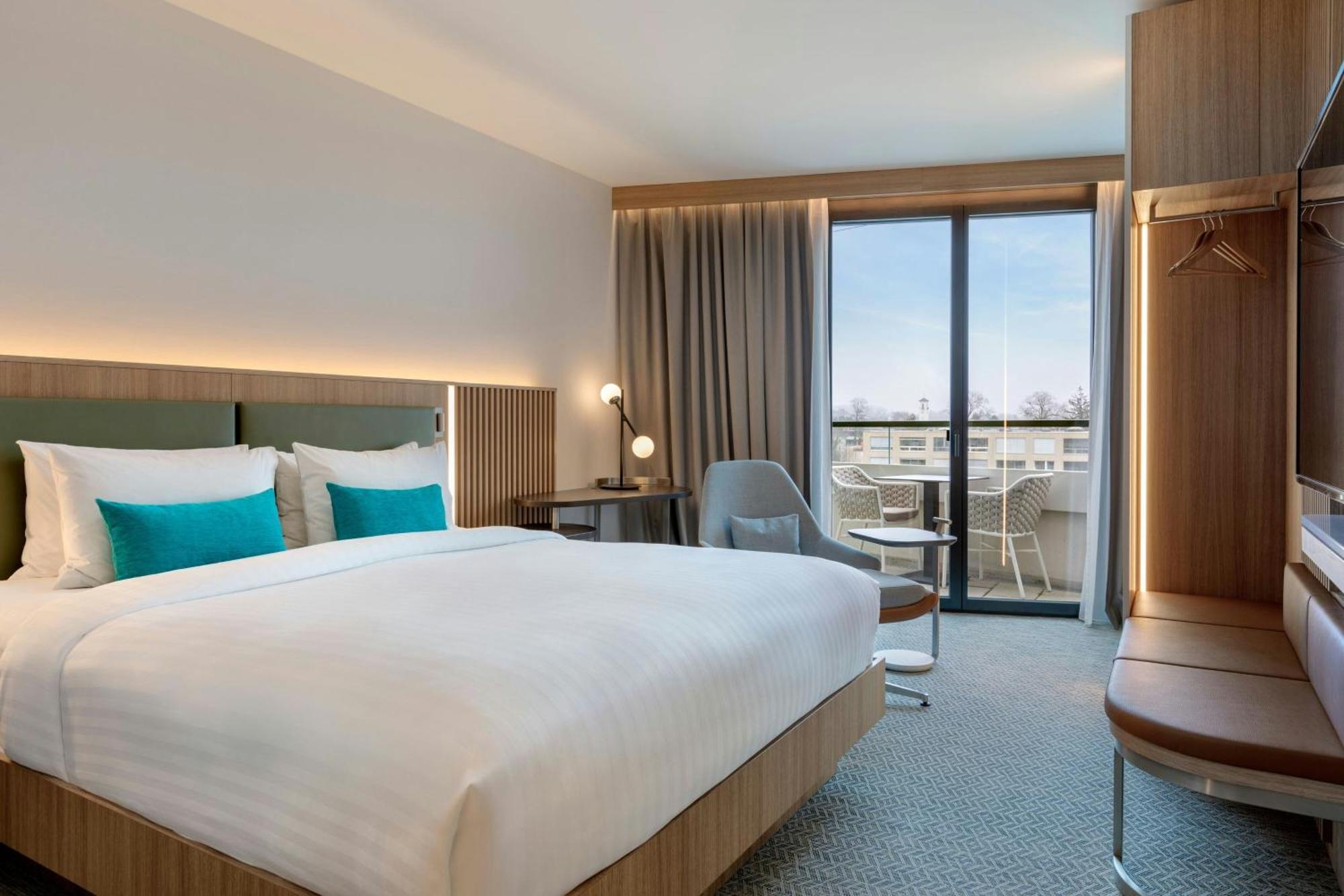 Courtyard By Marriott Biel Bienne Hotel Ngoại thất bức ảnh