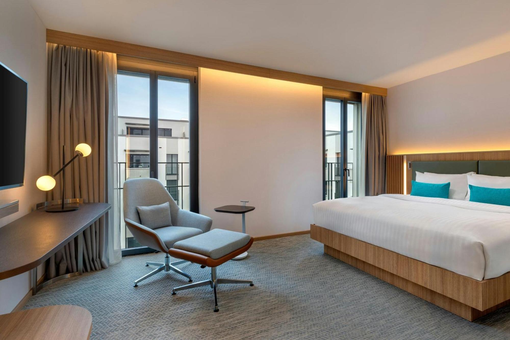 Courtyard By Marriott Biel Bienne Hotel Ngoại thất bức ảnh